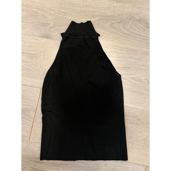NWT Toteme Ribbed Turtleneck Sleeveless Sweater Top in Black / Medium - Picture 4 of 8